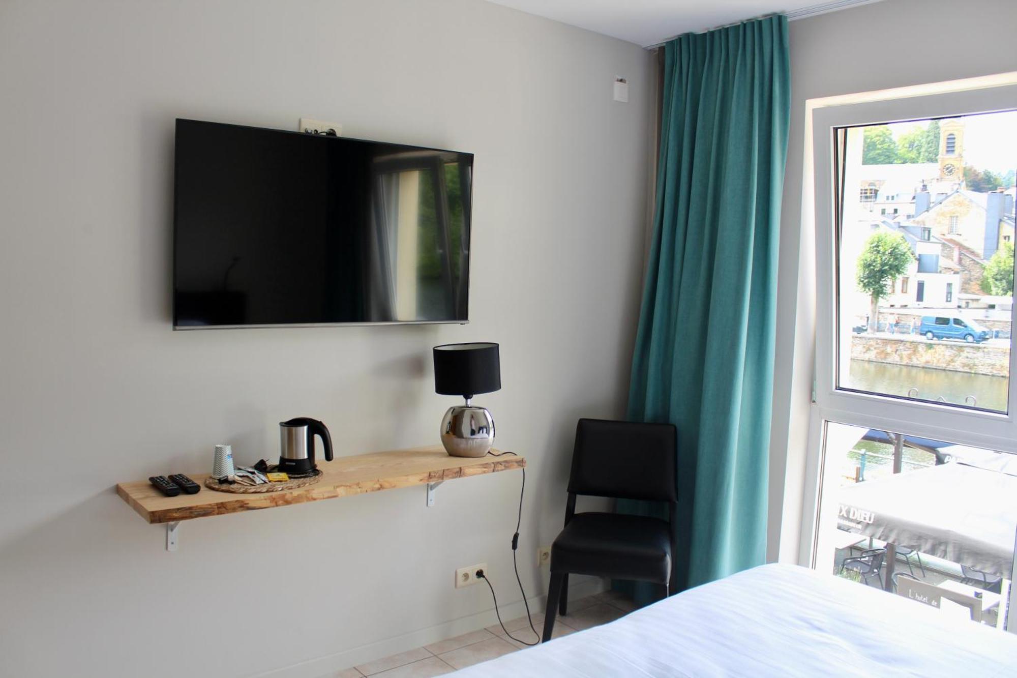 Hotel La Plage ブイヨン エクステリア 写真